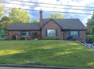 1214 Major Dr, Jefferson City, MO 65101