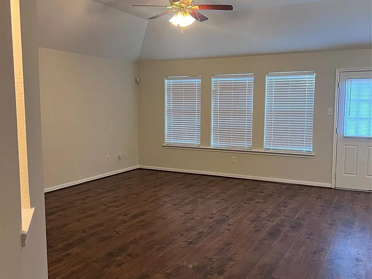 14406 Cypress Falls Dr — Photo 9