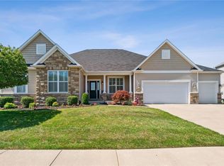 820 Evergreen Forest Dr, Saint Peters, MO 63376