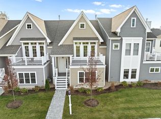 99 Sunflower Way, Plymouth, MA 02360