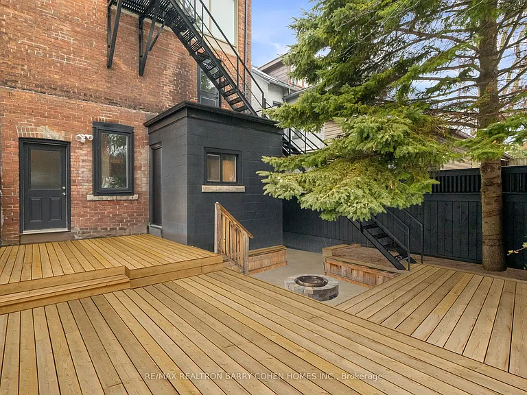 231 Macpherson Ave — Photo 39