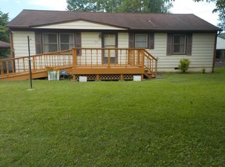 135 Sheridan Cir, Oak Ridge, TN 37830