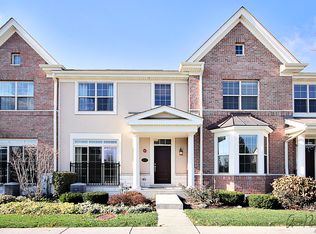 2117 Apple Hill Ln, Buffalo Grove, IL