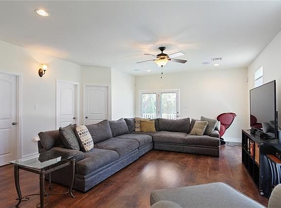 5th image of 5722 Pasteur Blvd