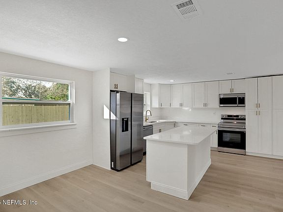 5th image of 8040 CONGAREE Court N