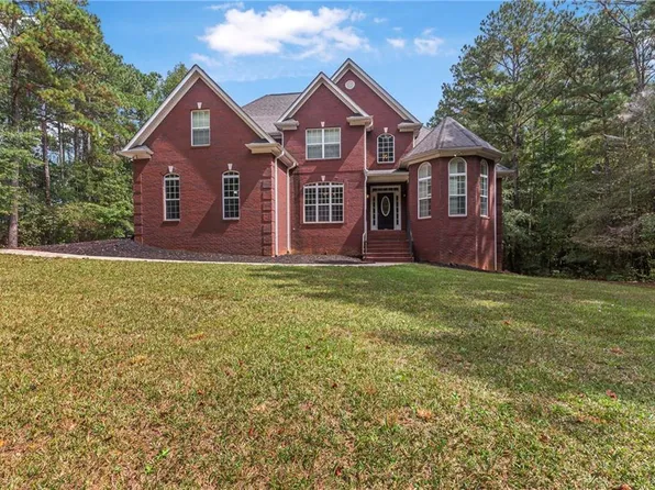 933 E Maddox Rd, Griffin, GA 30224
