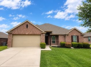 1133 Serendipity Cir, Sanger, TX 76266