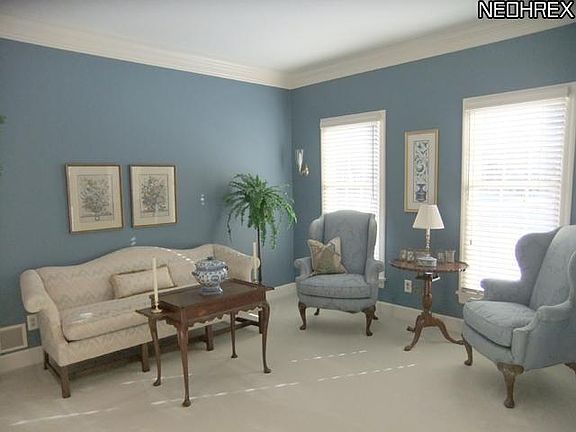 4th image of 4265 Emerald Blvd