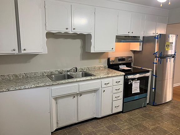 5th image of 1013 McKinley Ave