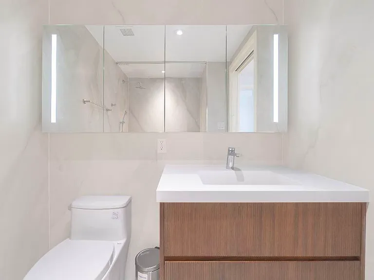 355 W 39th St #6B — Photo 6