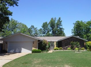 123 Orchard Dr, Midwest City, OK 73110