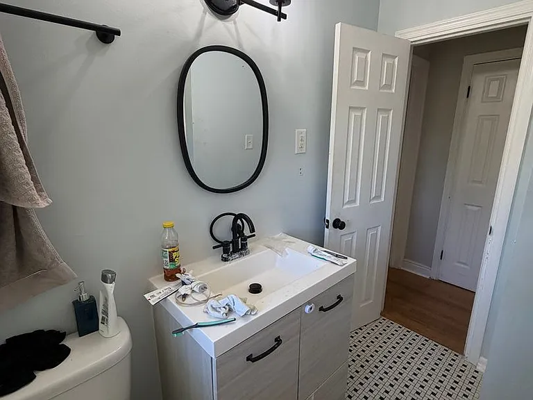 2210 Manlyn Rd — Photo 26