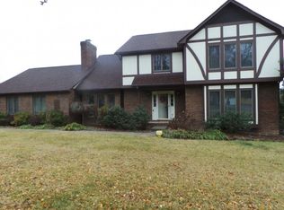 1045 Rotherwood Dr, Kingsport, TN 37660