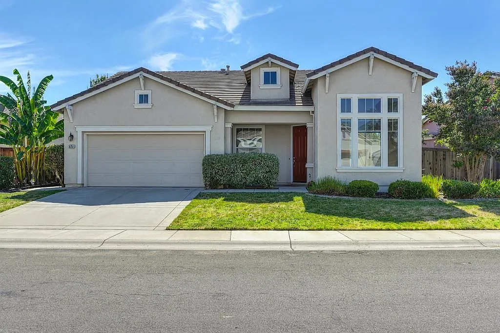 5751 Spenlow Way photo 1