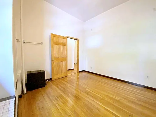Rented by Manhattan Spaces | media 5