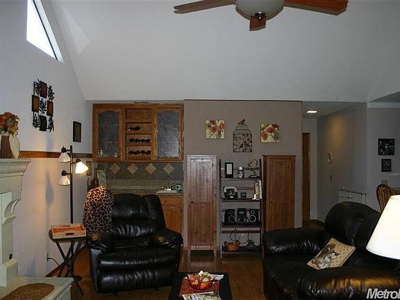 4th image of 125 Judah Ct