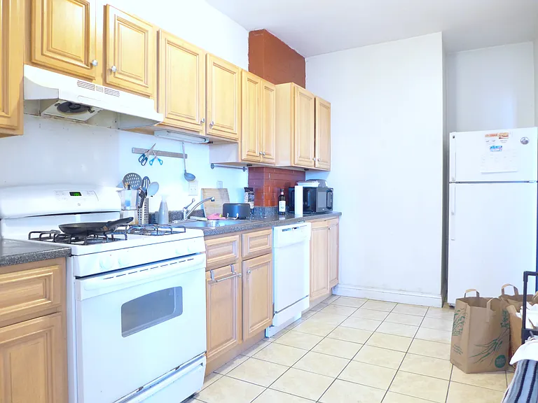 18 Mount Hood Rd #4 — Photo 10