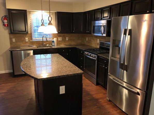 203 Lexington Mews