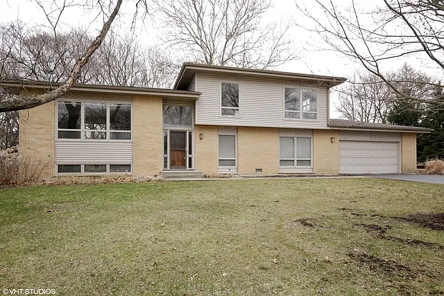 1815 Elm Ct photo 1