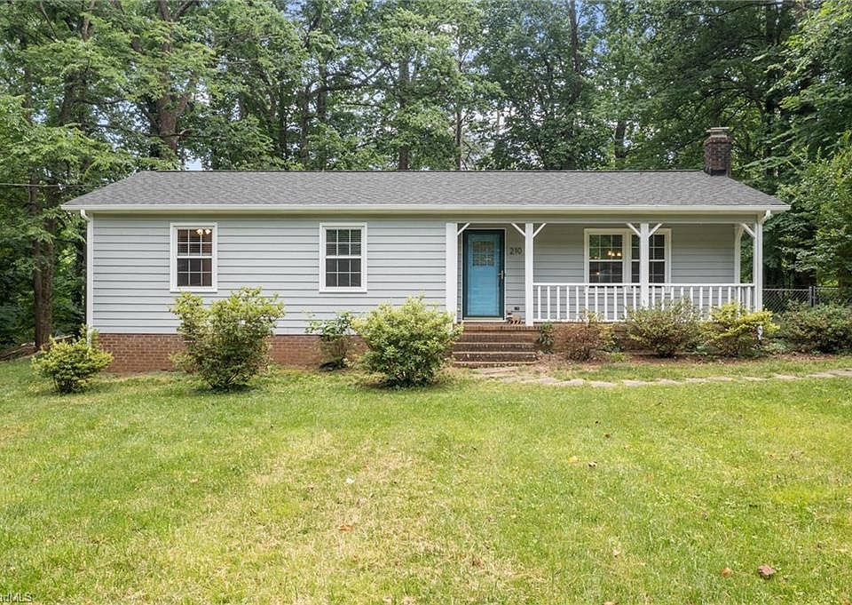 1st image of 210 Auden Dr