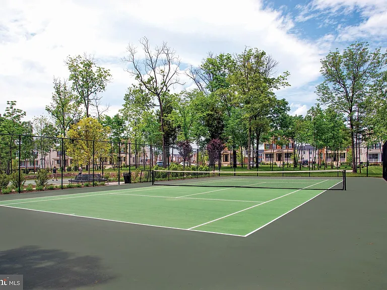23745 Hopewell Manor Ter — Photo 45