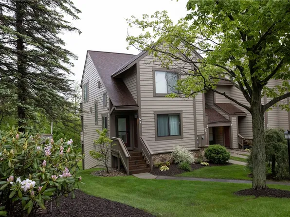 W1 Sunridge Dr, Champion, PA 15622