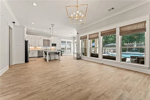 4100 Oak Bend Ln — Photo 3