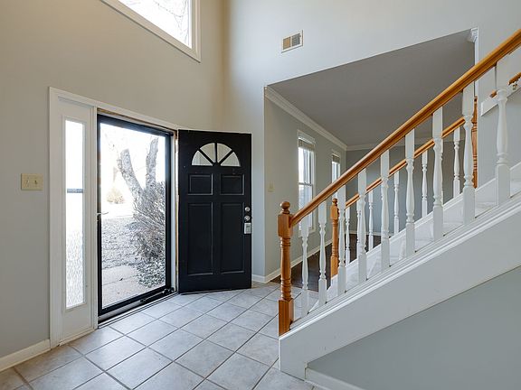4th image of 8965 Dewberry Ln