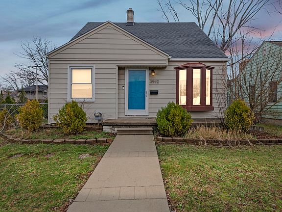 3rd image of 3992 Greenfield Rd