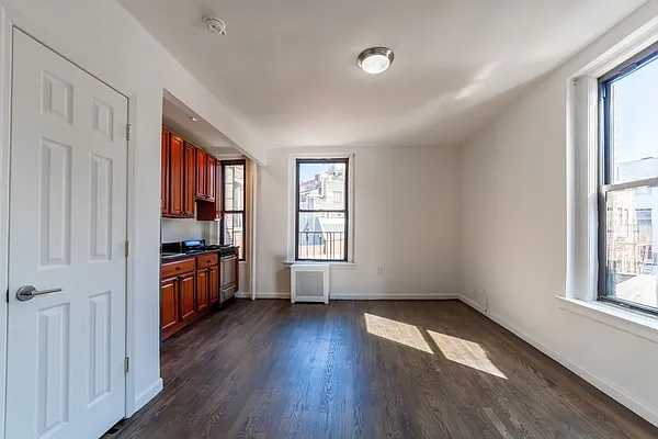 Rented by Gatsby Enterprises, LLC | media 22