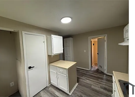 5636 Drake Ave — Photo 5