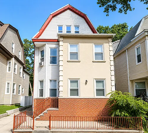 555 Norwood St #3 Photo 1