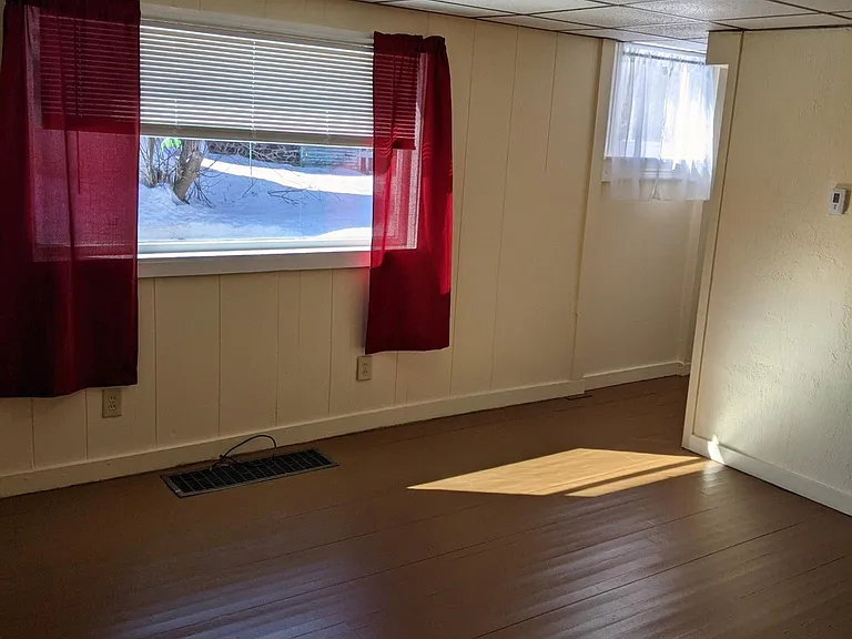 131 Kearsarge St — Photo 9
