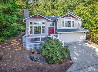 17691 Division Avenue NE, Suquamish, WA 98392