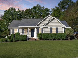 200 Peakhill Rd, Holly Springs, NC 27540