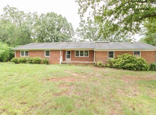 7182 Sockwell Rd, Elon, NC 27244
