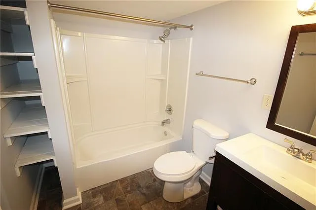 1124 N Johnson St — Photo 19