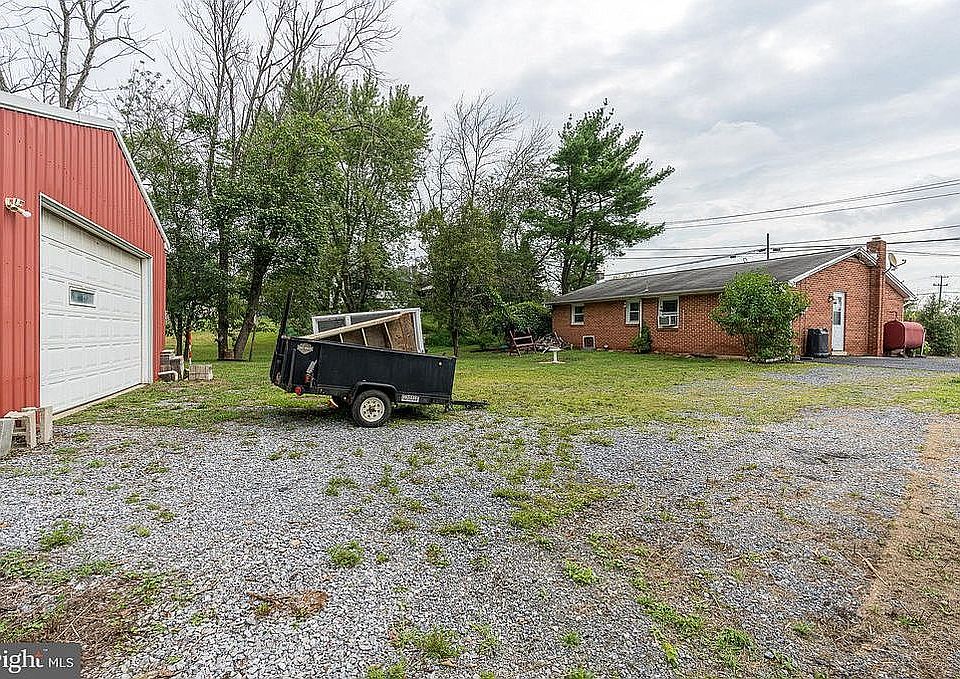 2nd image of 604 Piketown Rd