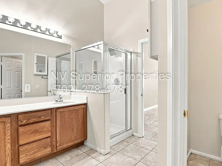 3876 Waynesvill St — Photo 33