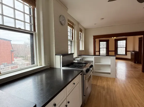 336 Washington St APT 3, Brookline, MA 02445