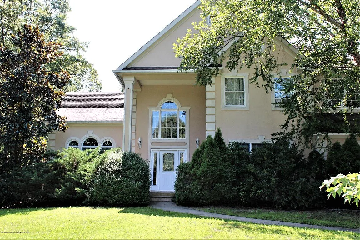 1801 Bridlemere Ave photo 1