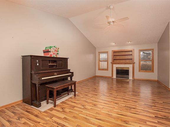 3rd image of 2613 Crystal Creek Ct