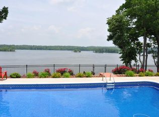 1175 Pride Estates Rd, Tuscumbia, AL 35674