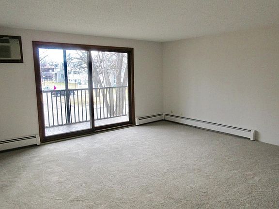 2nd image of 1340 9th Ave S APT 212