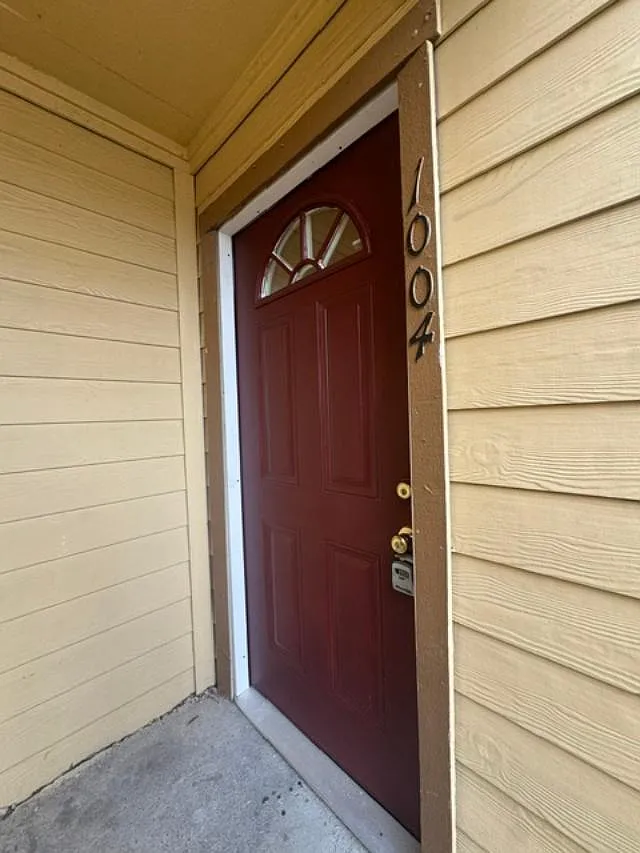 2 bed, 931 sqft, $1,200 — Photo 2
