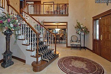 2nd image of 1545 Roseland Way
