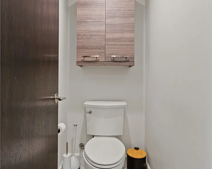 802 Bard St — Photo 21