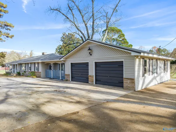 832 Guntersville Rd, Arab, AL 35016