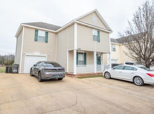 1093 Saint Andrews Ln, Starkville, MS 39759