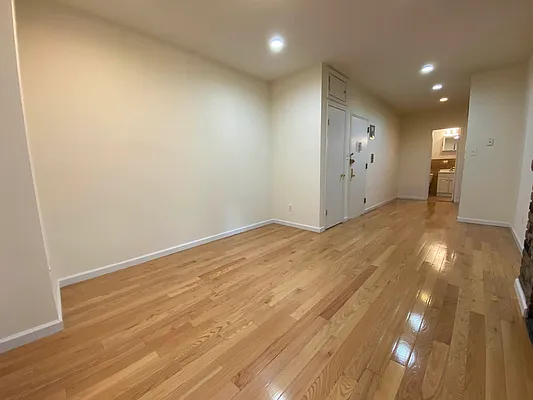 Rented by Best Apartments North Inc | media 26